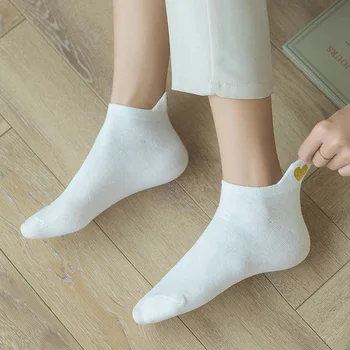 Сексуальные Модные носки с милой вышивкой в виде сердца, женские хлопчатобумажные носки, повседневные однотонные милые короткие носки для девочек  5