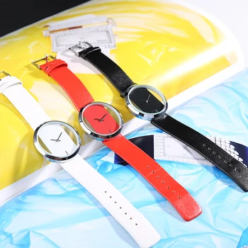 Модные полые аналоговые женские кварцевые часы простая новизна и индивидуализм креативные наручные часы черные белые красные кожаные часы  3