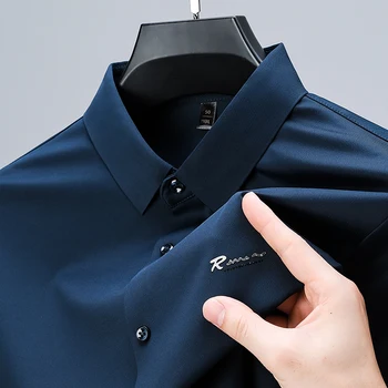 Качественная мужская рубашка Ice Silk 2023 Осень Новый однотонный принт с длинным рукавом Европейский красивый тренд Модная нижняя рубашка Одежда  5