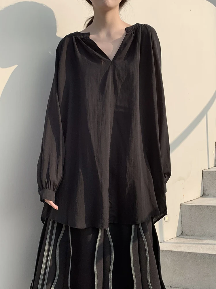 Женская минималистичная свободная рубашка с V-образным вырезом и длинными рукавами, весна 2023, новая мода, модная Черная универсальная повседневная рубашка